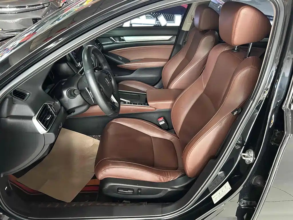 HONDA INSPIRE 2019