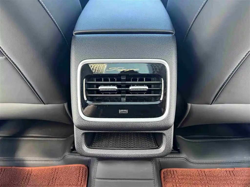 CHERY TIGGO 8 PRO 2025