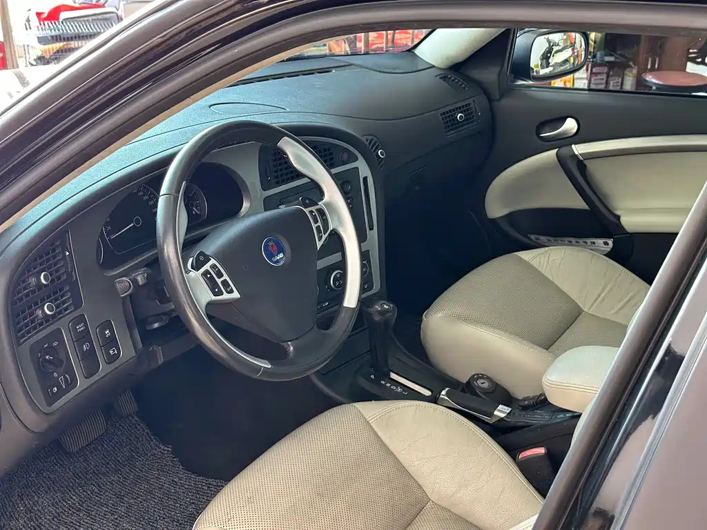 SAAB 9-5 2009