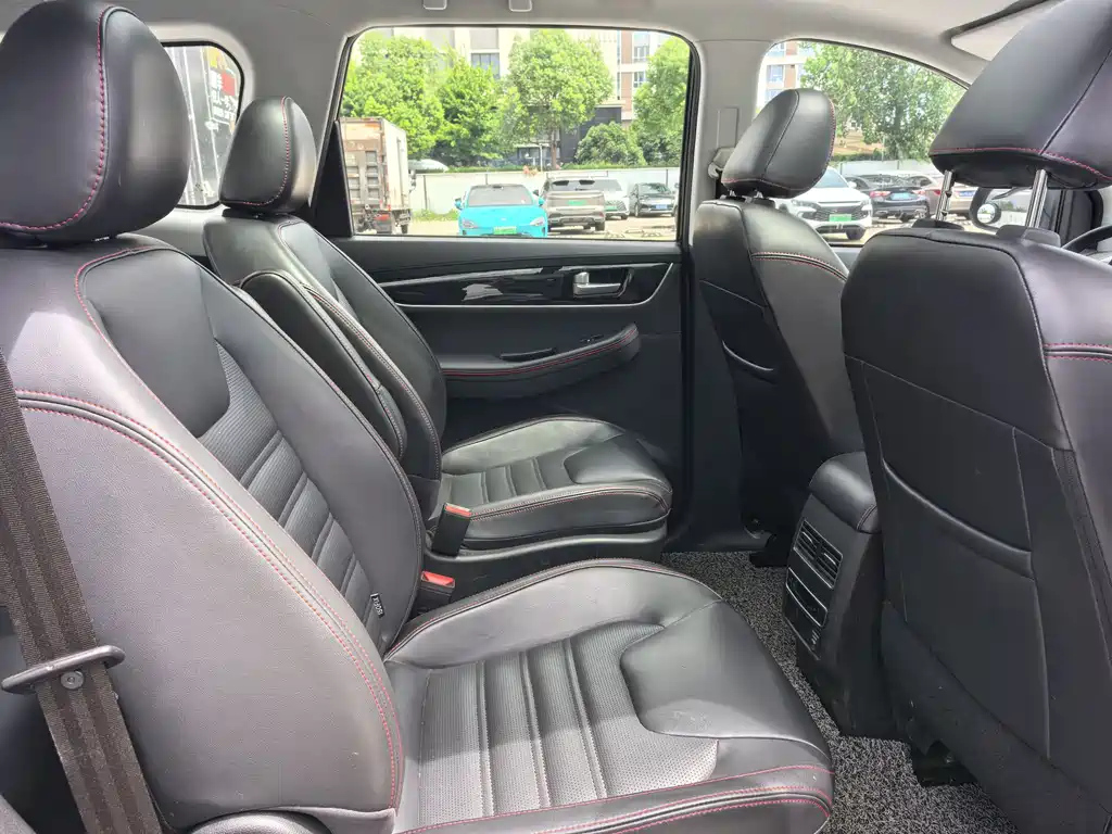 DONGFENG FORTHING SX6 2019