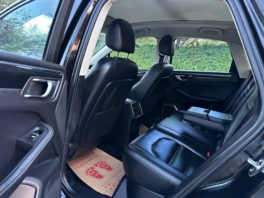 ZOTYE SR9 2017