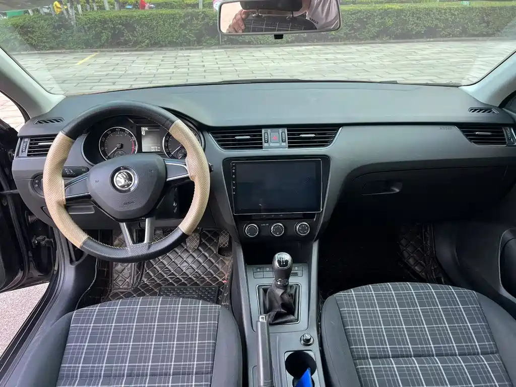 SKODA OCTAVIA 2021