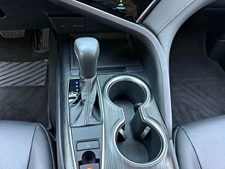 TOYOTA CAMRY 2021 YEAR 2.0G DELUXE EDITION 2021
