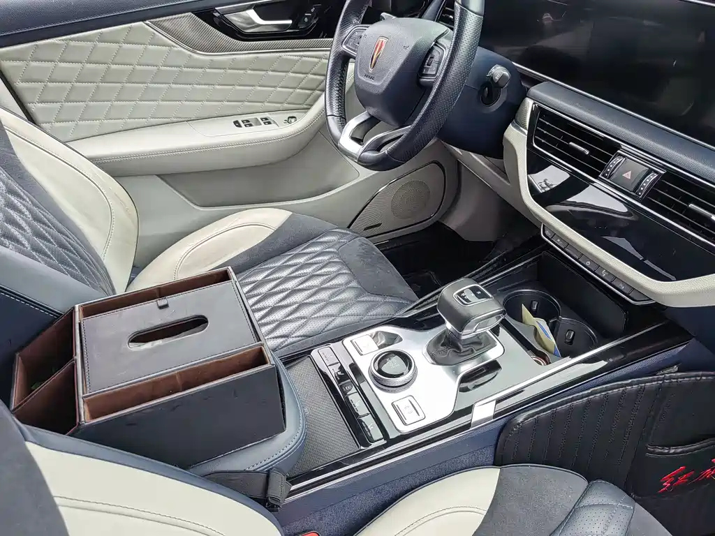 HONGQI HS5 2019