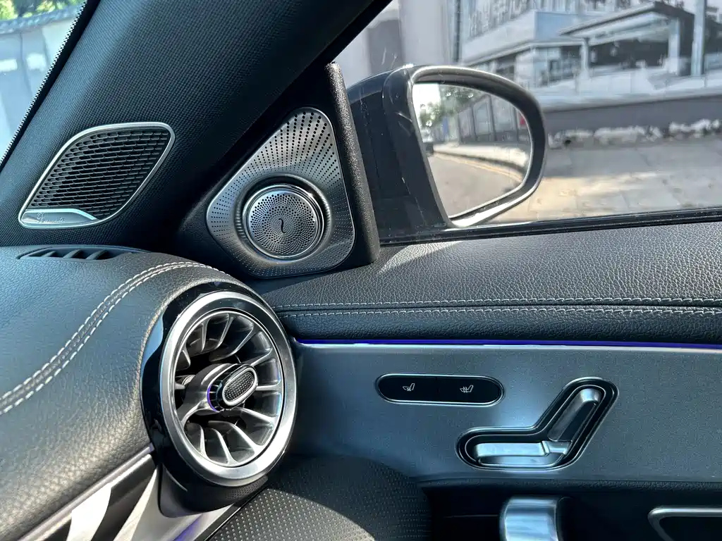 MERCEDES BENZ A-CLASS 2021
