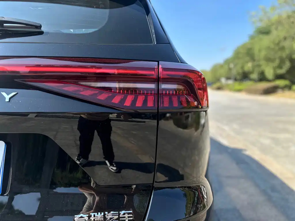 CHERY TIGGO 8 PRO 2025