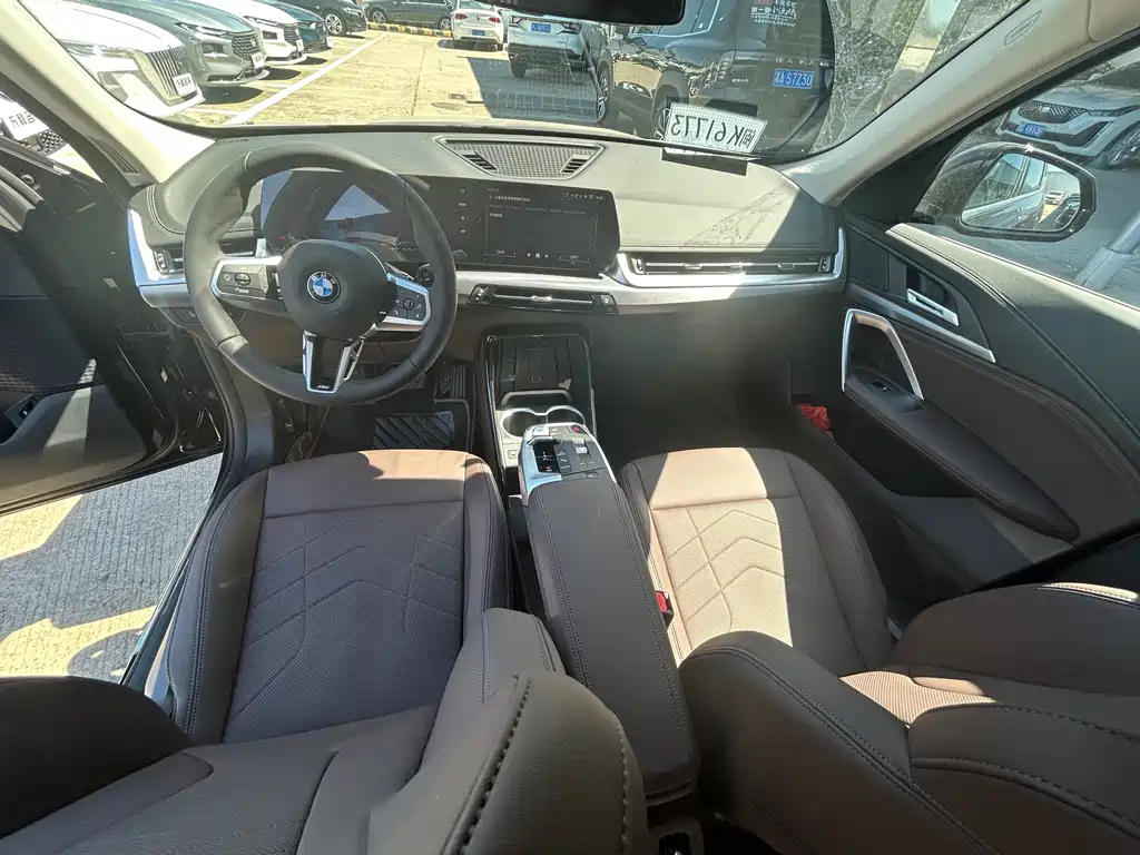 BMW X1 2025