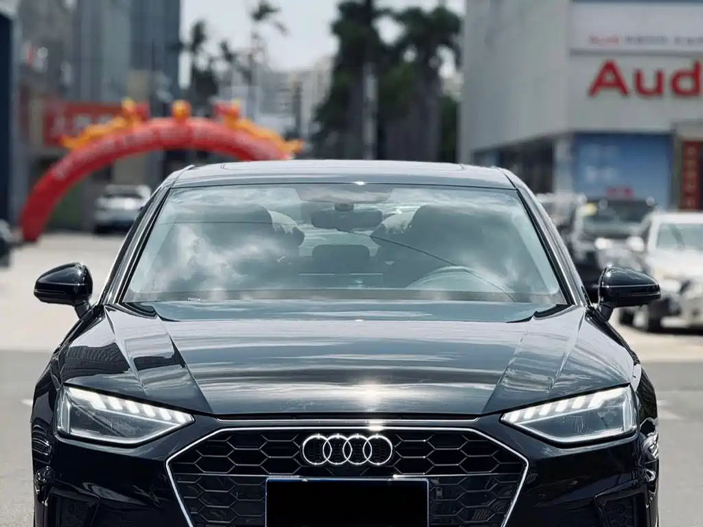 AUDI A4L 2020