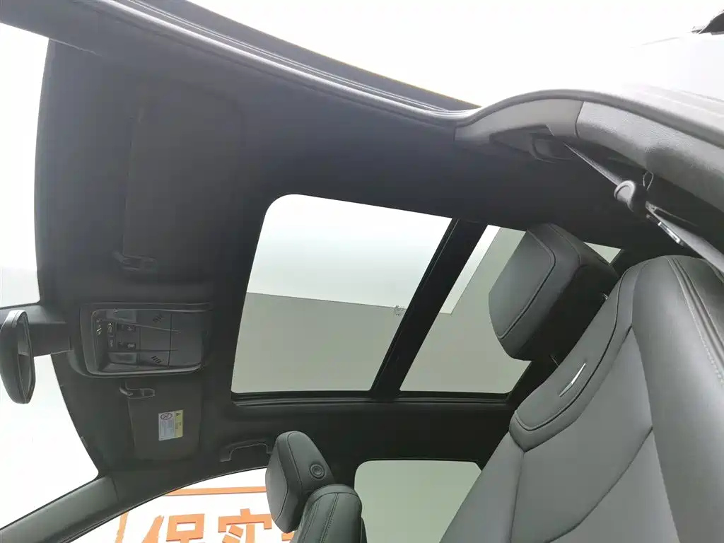 CADILLAC XT5 2022