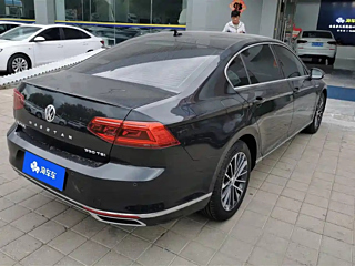 VOLKSWAGEN MAGOTAN 2020