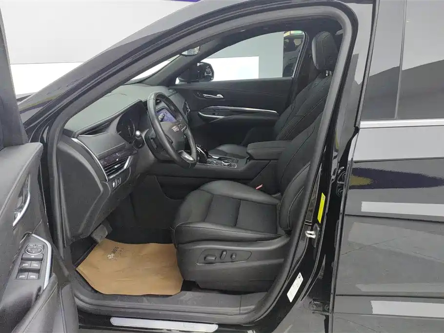CADILLAC XT4 2020
