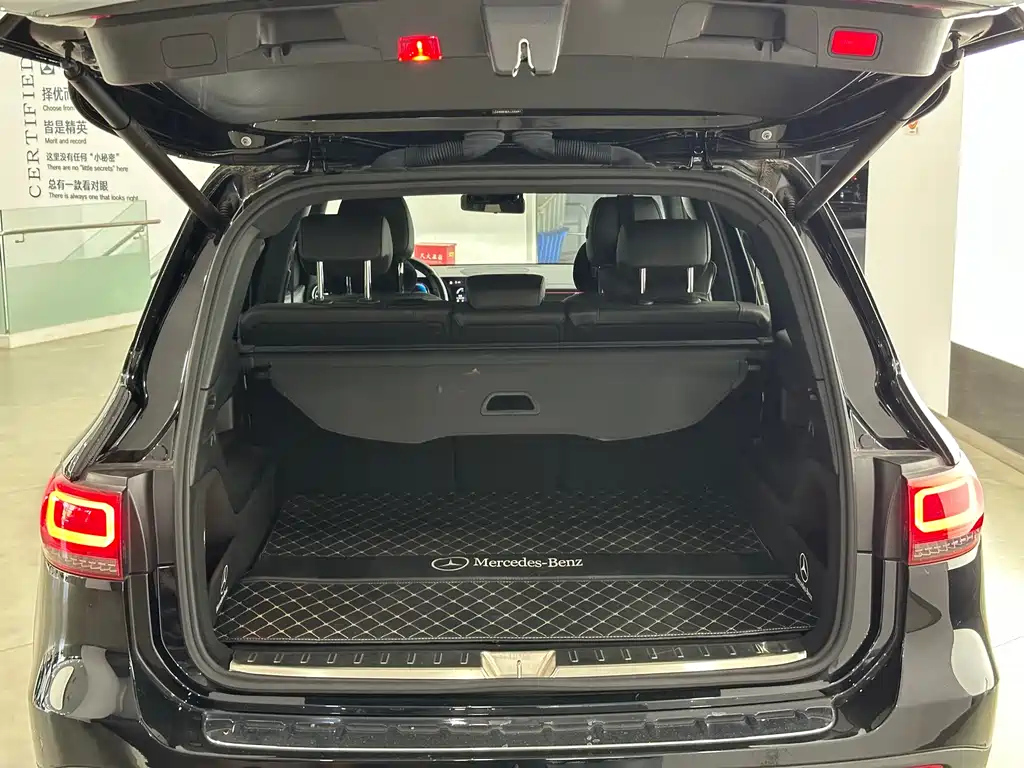 MERCEDES BENZ GLB 2020