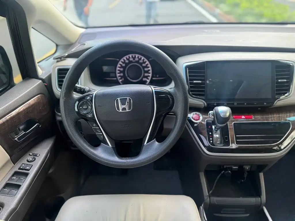 HONDA ODYSSEY 2016