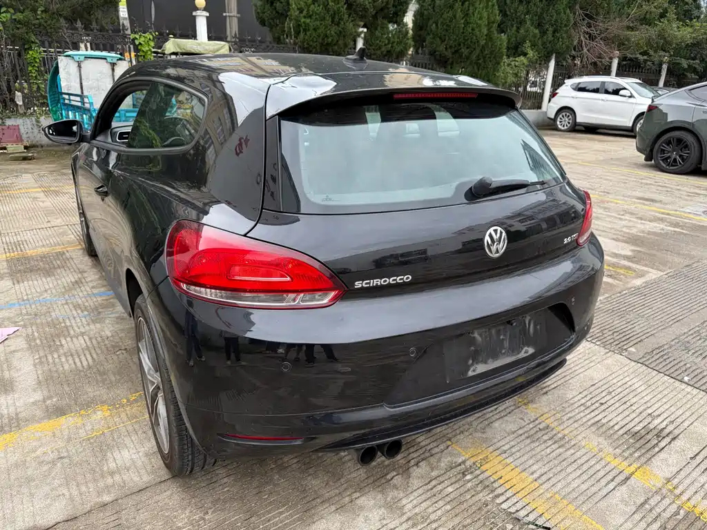 VOLKSWAGEN SCIROCCO 2011