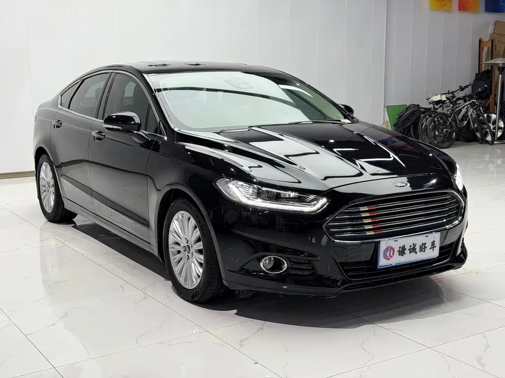 FORD MONDEO 2015