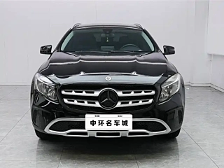 MERCEDES BENZ GLA 2019