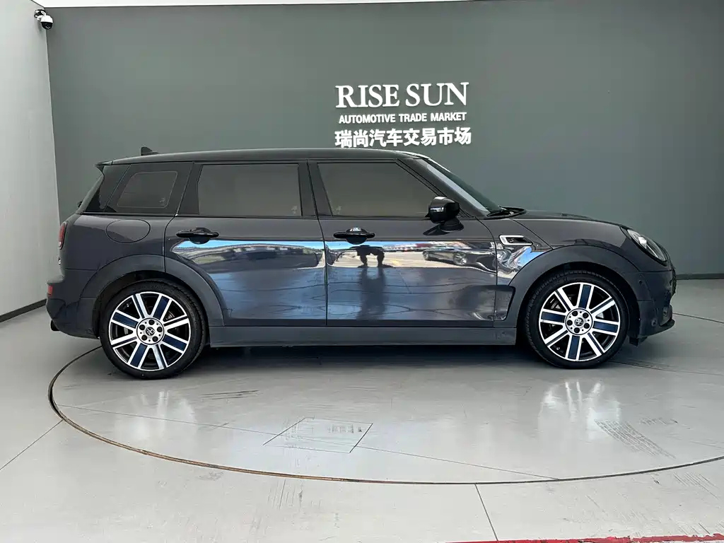 MINI CLUBMAN 2021