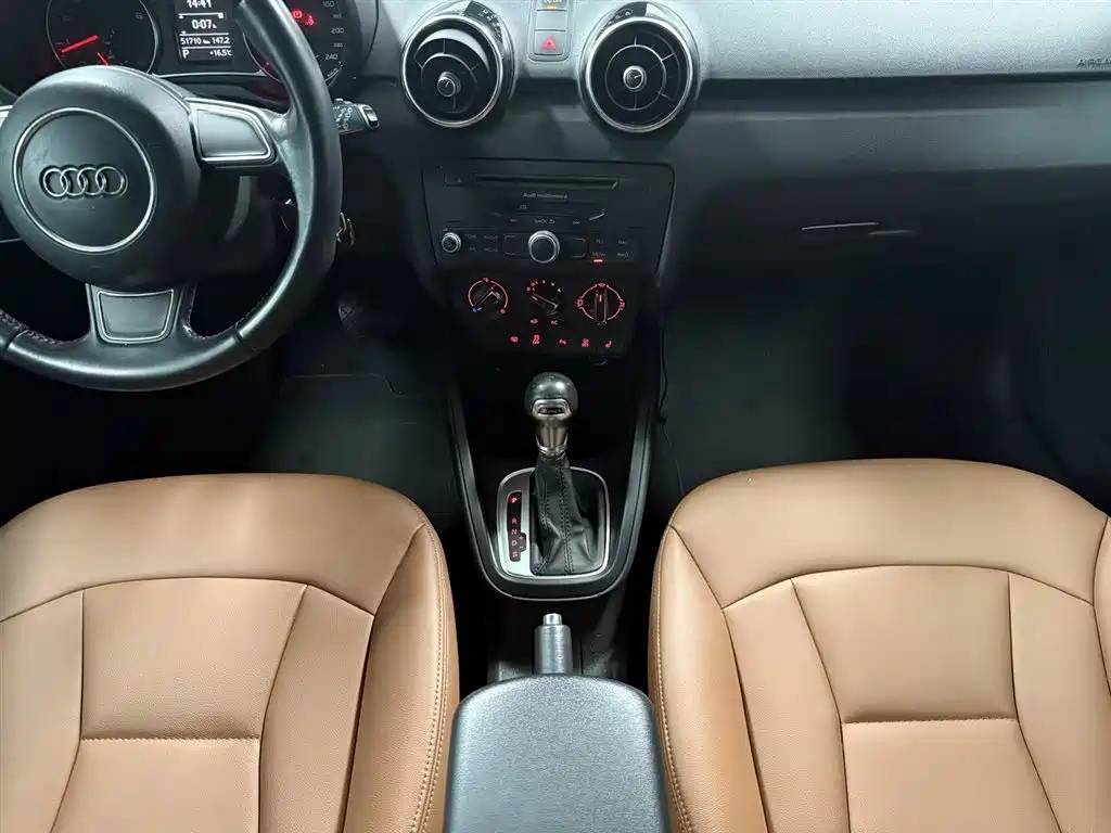AUDI A1 2014