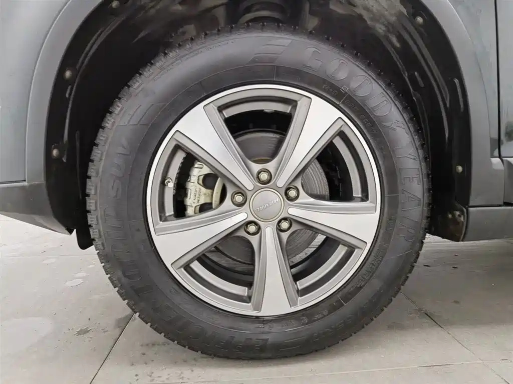 HAVAL H6 2015