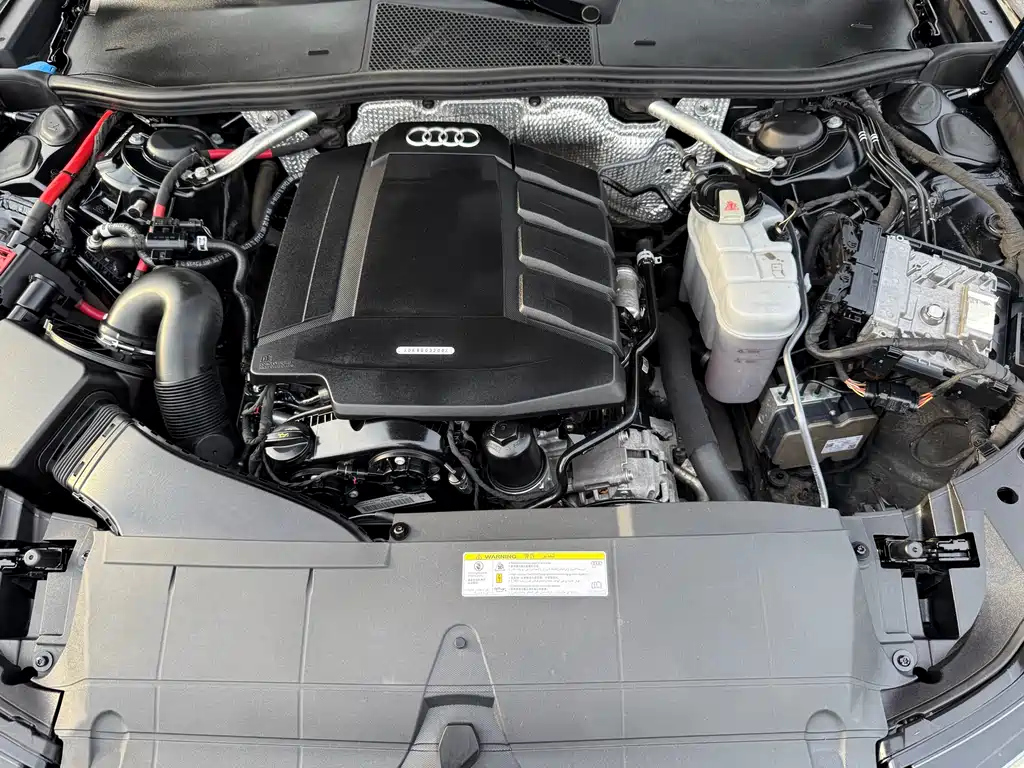 AUDI A6L 2020