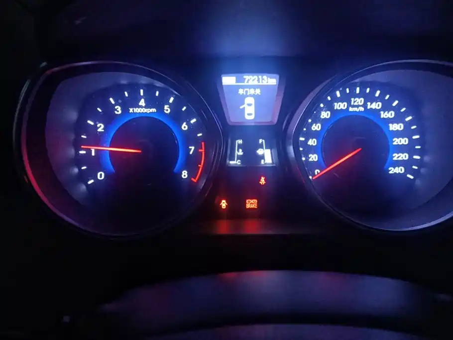 HYUNDAI ELANTRA 2014