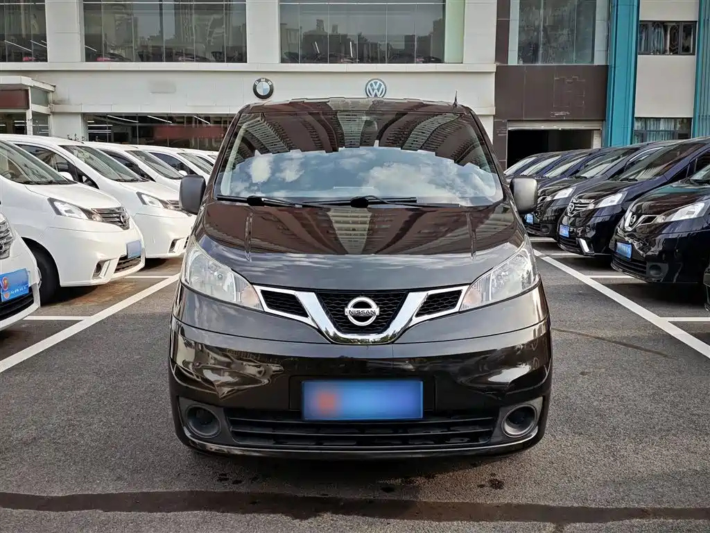 NISSAN NV200 2016