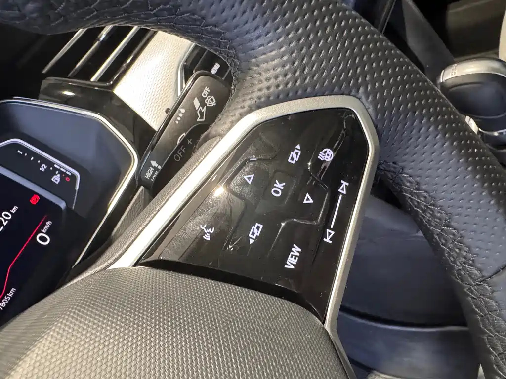 VOLKSWAGEN MAGOTAN 2025