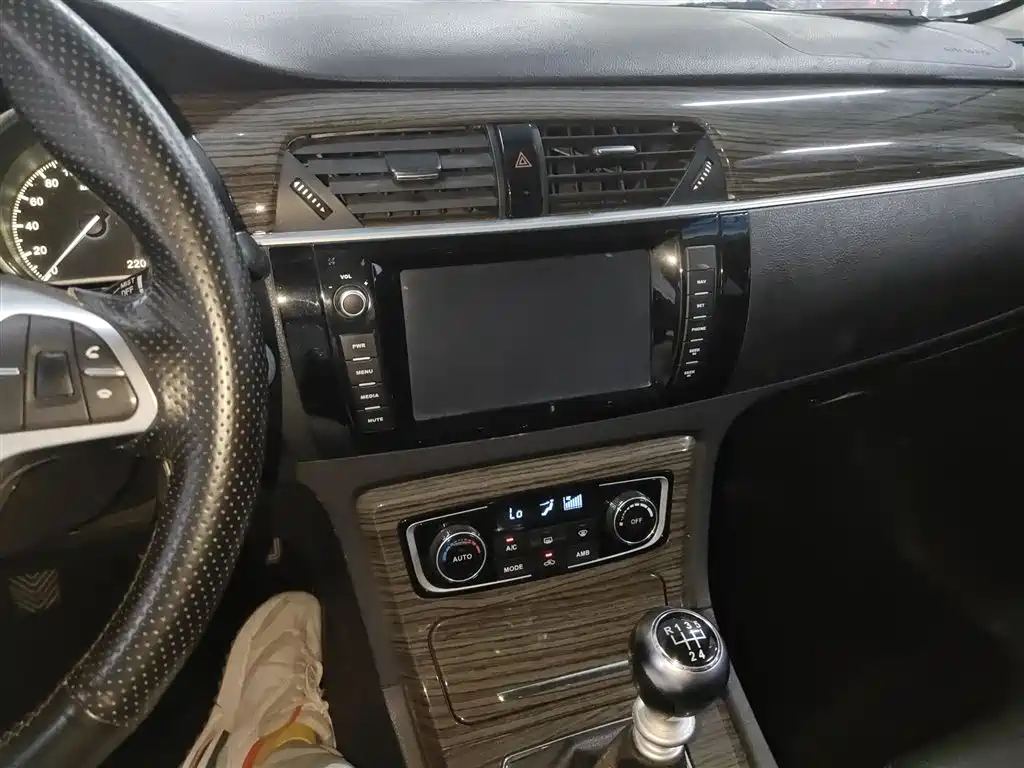 ZOTYE T600 2015