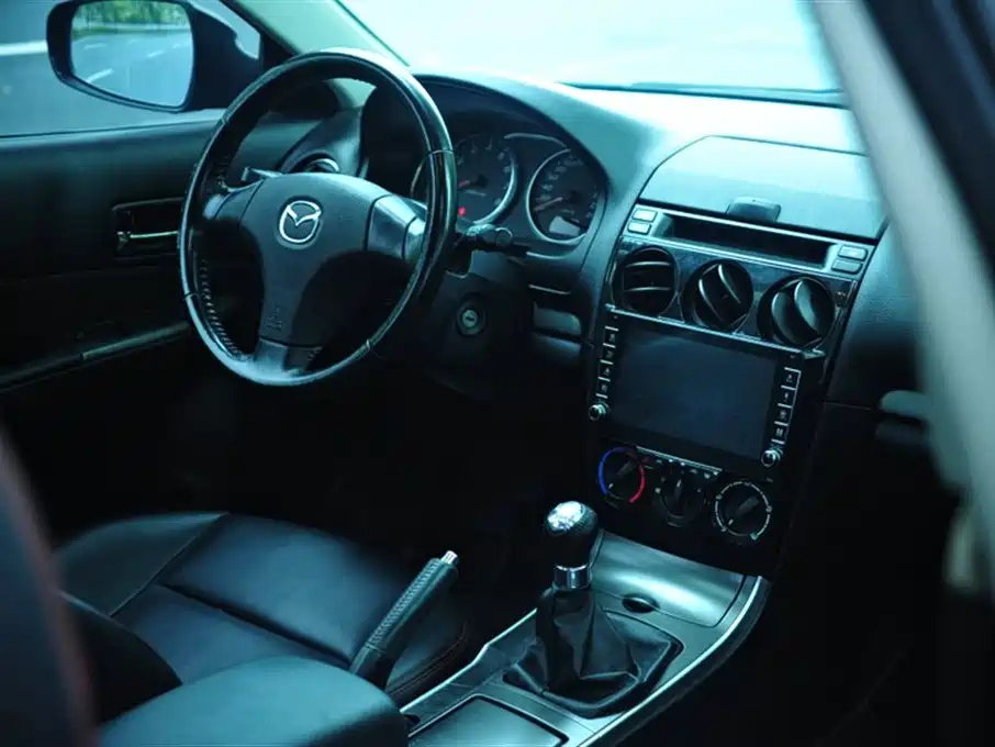 MAZDA 6 2015