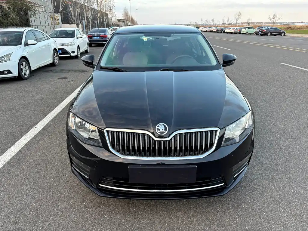 SKODA OCTAVIA 2017
