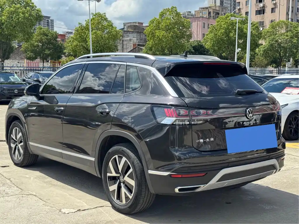 VOLKSWAGEN TAYRON 2022