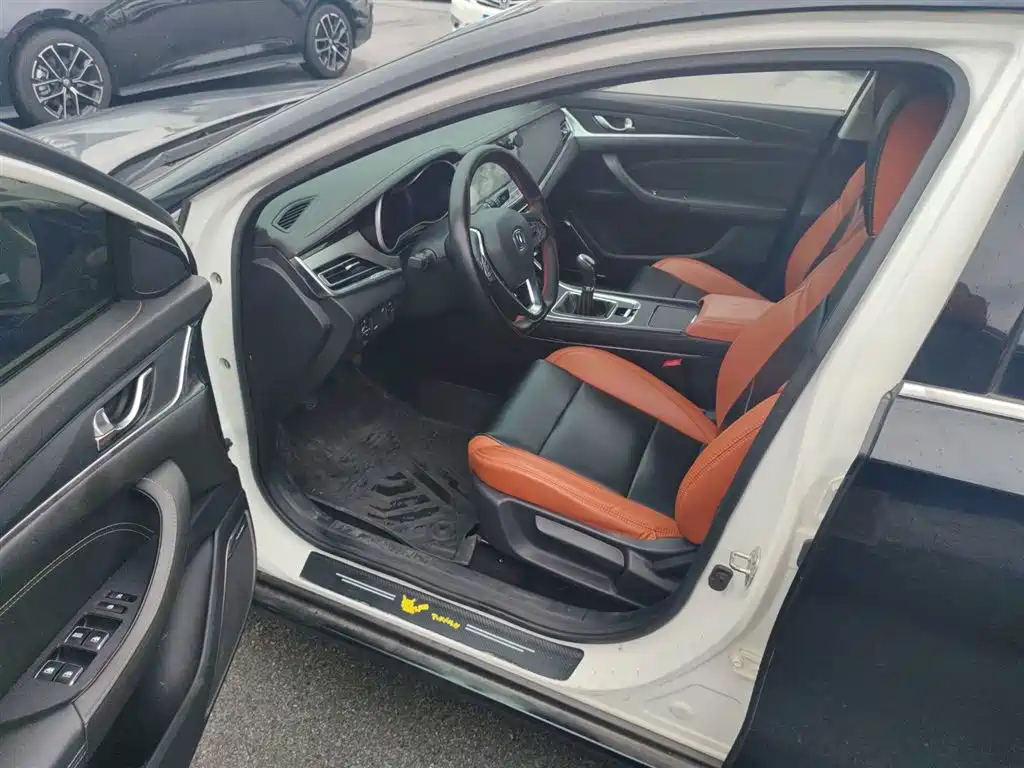 CHANGAN EADO 2018