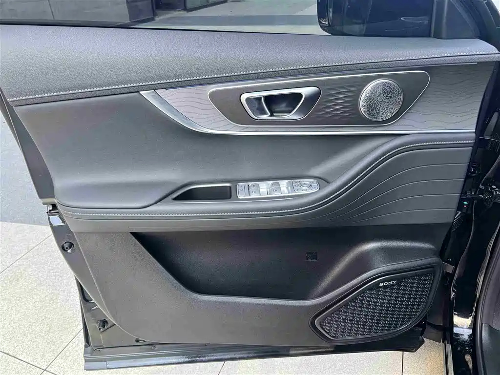 CHERY TIGGO 8 PRO 2025