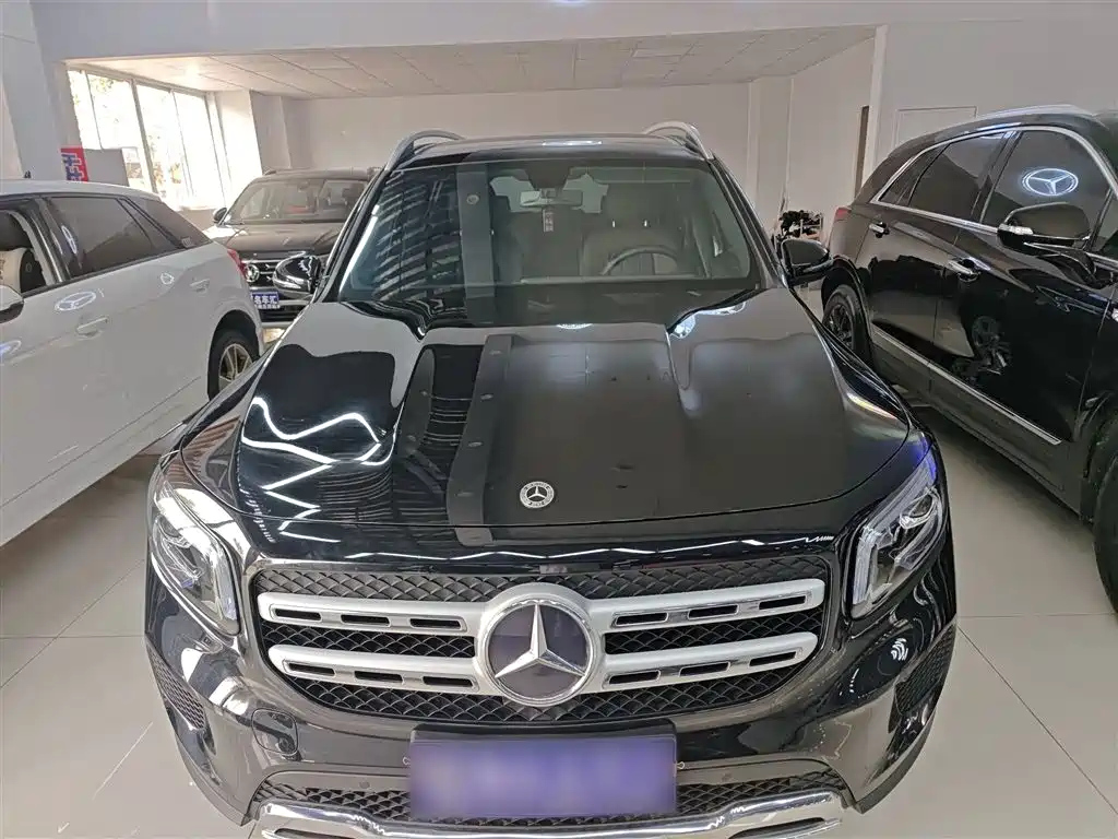 MERCEDES BENZ GLB 2021