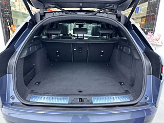 LAND ROVER RANGE ROVER VESSEL  2023 YEAR 250PS  EDITION 2023
