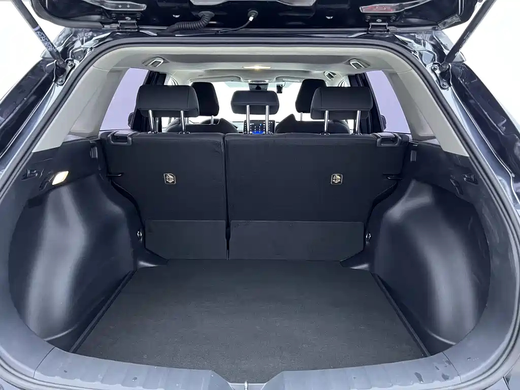 TOYOTA FRONTLANDER 2022