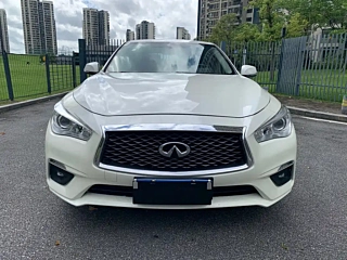 Заказать INFINITI Q50L