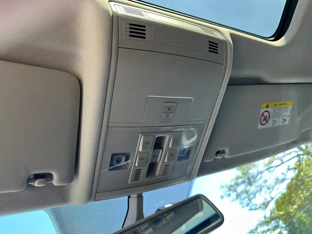 VOLKSWAGEN TAYRON 2019