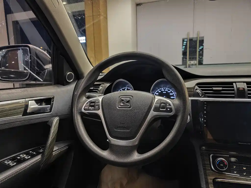 ZOTYE T600 2015