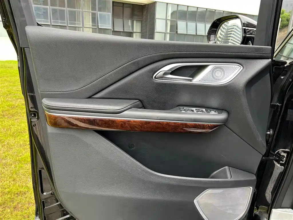 HONGQI HQ9 2023
