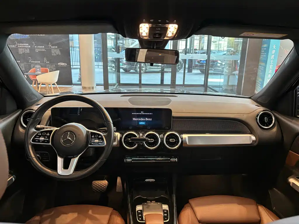 MERCEDES BENZ GLB 2020