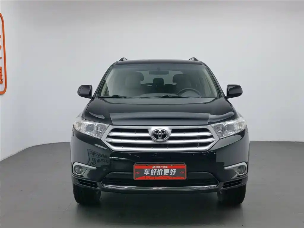 TOYOTA HIGHLANDER 2013