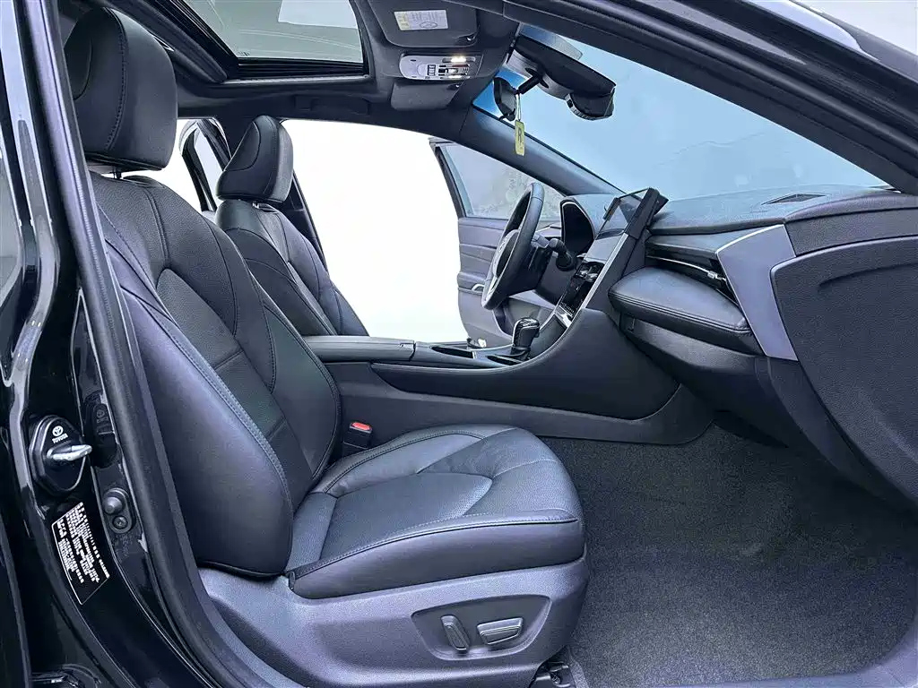 TOYOTA AVALON 2023