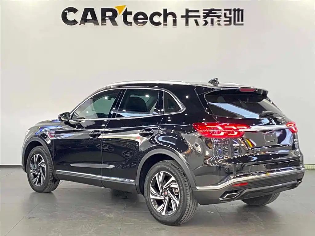 HONGQI HS5 2022