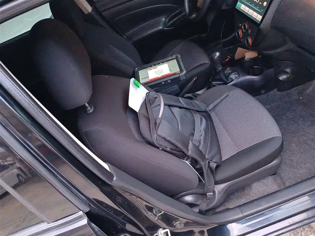 NISSAN SUNNY 2015