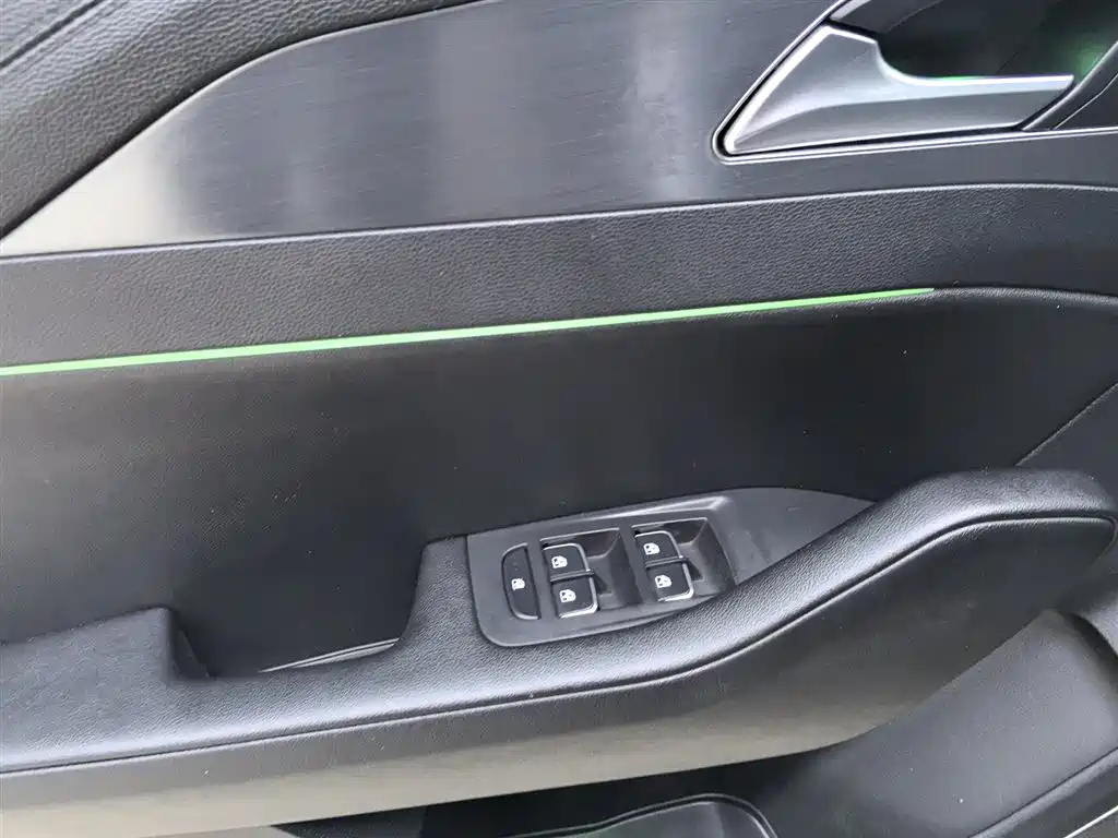 HONGQI H5 2020