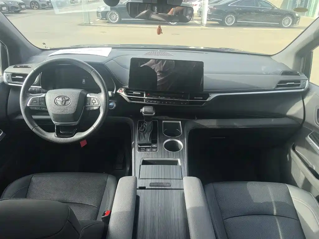 TOYOTA SIENNA SIENNA 2023