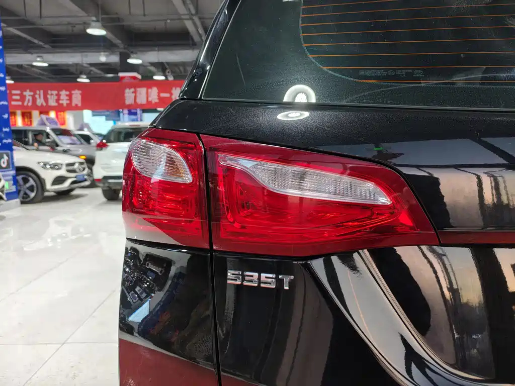 CHEVROLET EXPLORER 2019