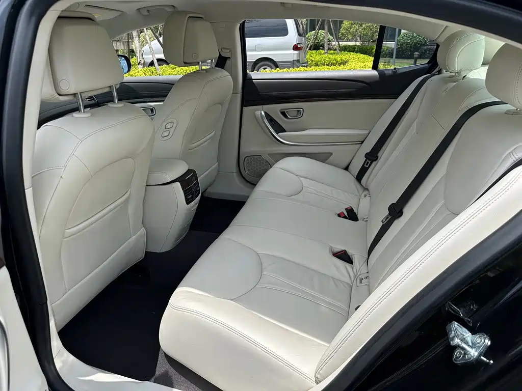 ROEWE E950 2016