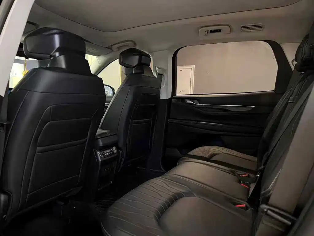 FORD EDGE 2025